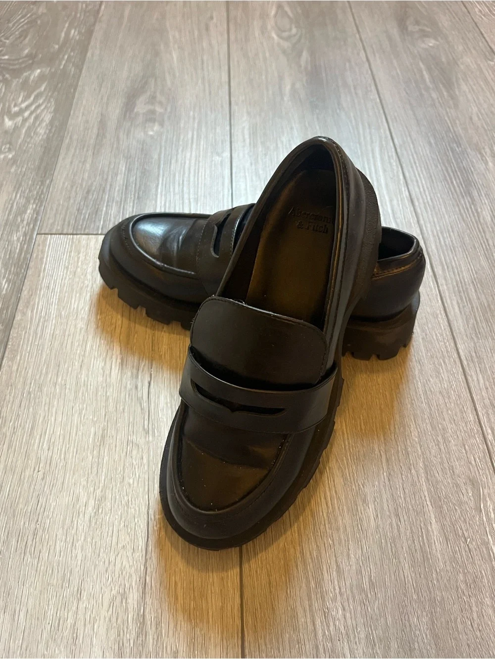 Abercrombie & Fitch “Pamela” loafer in black 6